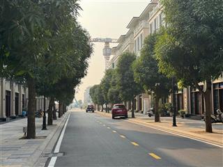 Chủ nhà căn tiền gửi bán nhanh căn liền kề 80m2 mặt đường lớn 17m siêu đẹp