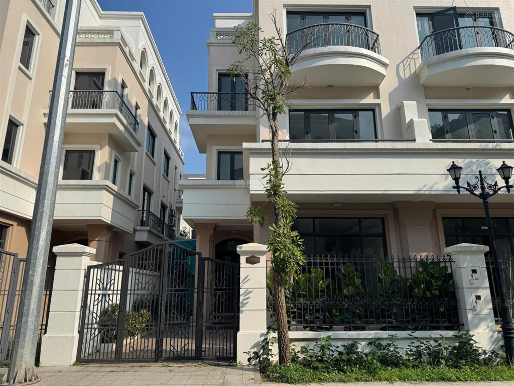 Cần bán nhanh căn biệt thự tứ lập cọ xanh 120m2 đã hoàn thiện giá rẻ hơn căn thô