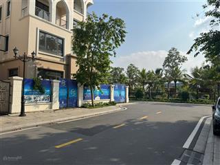 Duy nhất chỉ một căn biệt thự tứ lập áp góc, sát căn đơn lập cách công viên ven sông chỉ 15m