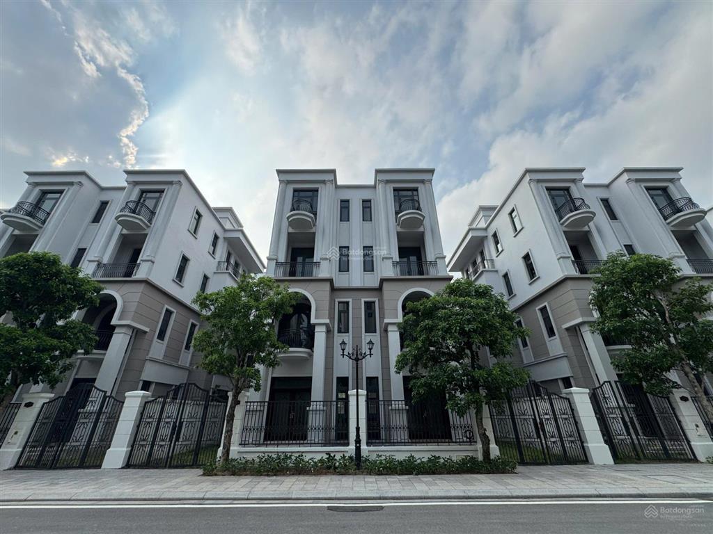 Biệt thự song lập vịnh xanh 144m² hướng đông nam giá rất tốt