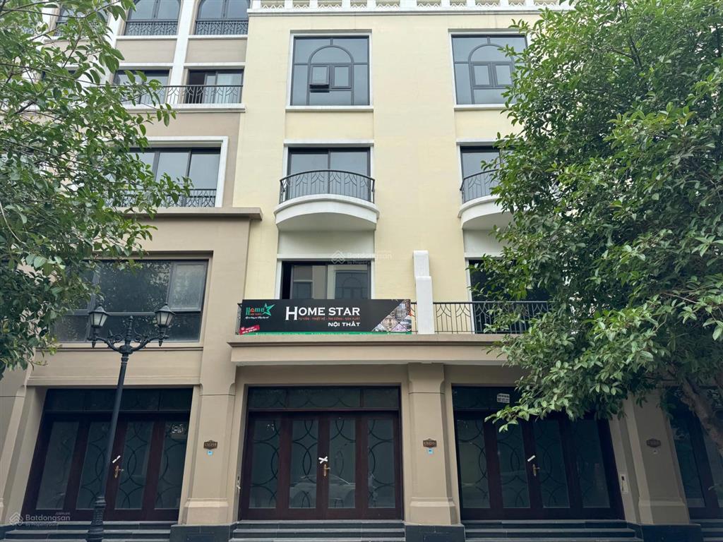 Rẻ hơn gần 3 tỷ cho một căn liền kề 80m, ngay sát công viên mặt đường 20m gần chung cư