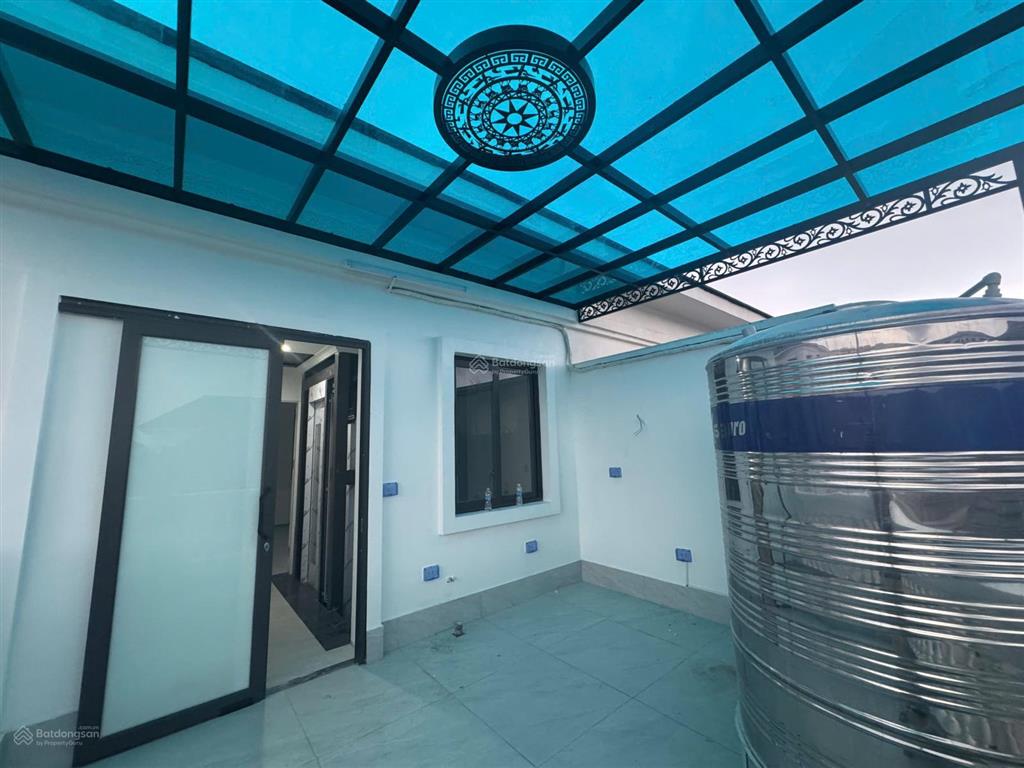 Bán cắt lỗ căn liền kề xẻ khe đã hoàn thiện full 5 tầng đẹp vinhomes ocean park 2