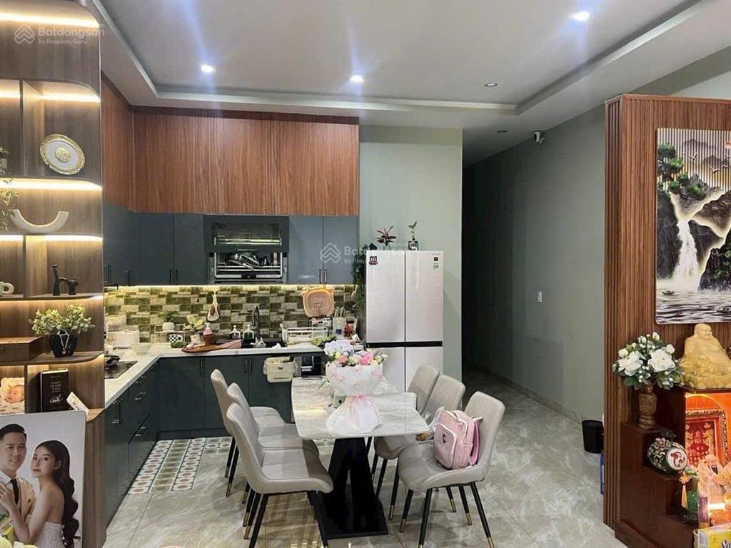 7.x tỷ sở hữu nhà mt ngay trục minh mạng  120m2  700m thông biển  full nội thất vào ở ngay