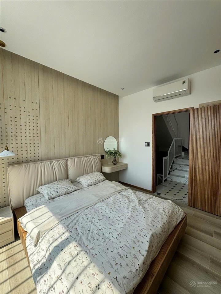 Bán nhà 3 tầng ngay bùi tá hán  61m2  tt khu nam việt á  nội thất xịn vào ở ngay  7.x tỷ