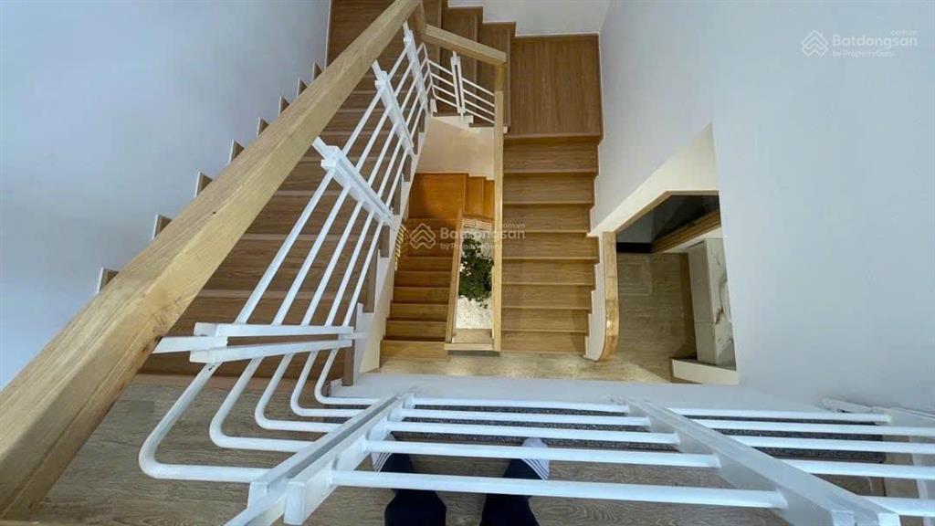 Bán nhà mới 3 tầng gần đại lộ phan đăng lưu  81m2  sát góc  9 tỷ full nội thất vào ở ngay