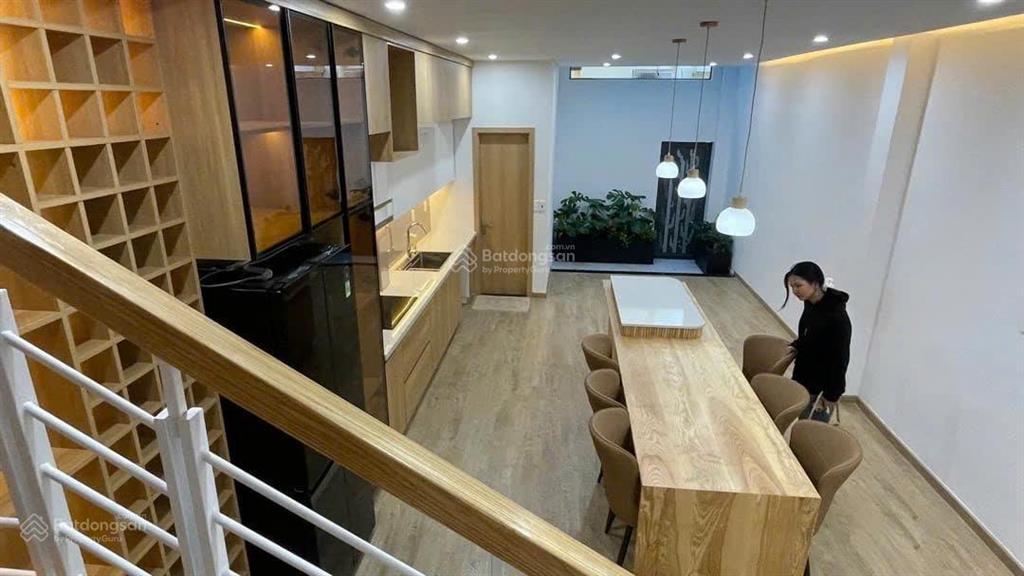 Bán nhà mới 3 tầng gần đại lộ phan đăng lưu  81m2  sát góc  9 tỷ full nội thất vào ở ngay