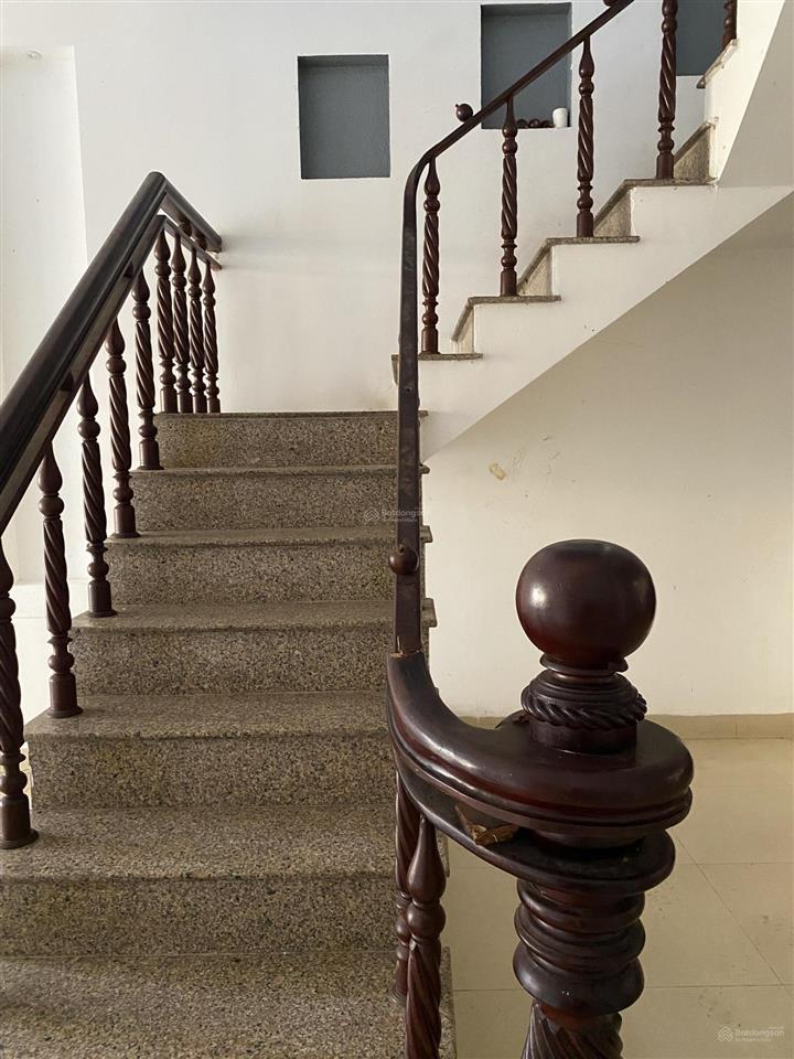 Giảm 1 tỷ bán nhanh nhà 2 tầng phó đức chính  100m2  sát sun costa vương thừa vũ  xây 7 tầng