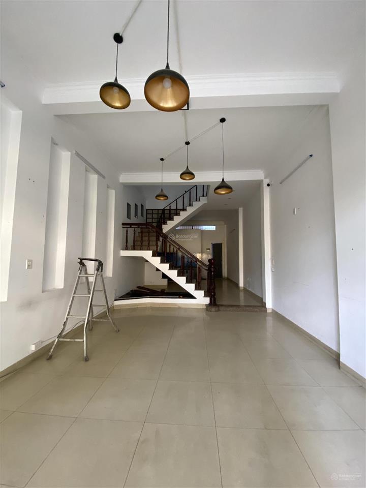 Giảm 1 tỷ bán nhanh nhà 2 tầng phó đức chính  100m2  sát sun costa vương thừa vũ  xây 7 tầng