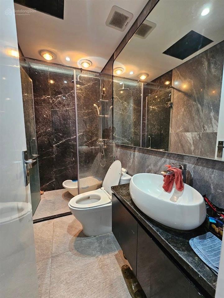 Bán nhà liền kề c17 mỗ lao nguyễn văn lộc 68m2 5 tầng 1 căn duy nhất giá 2x tỷ