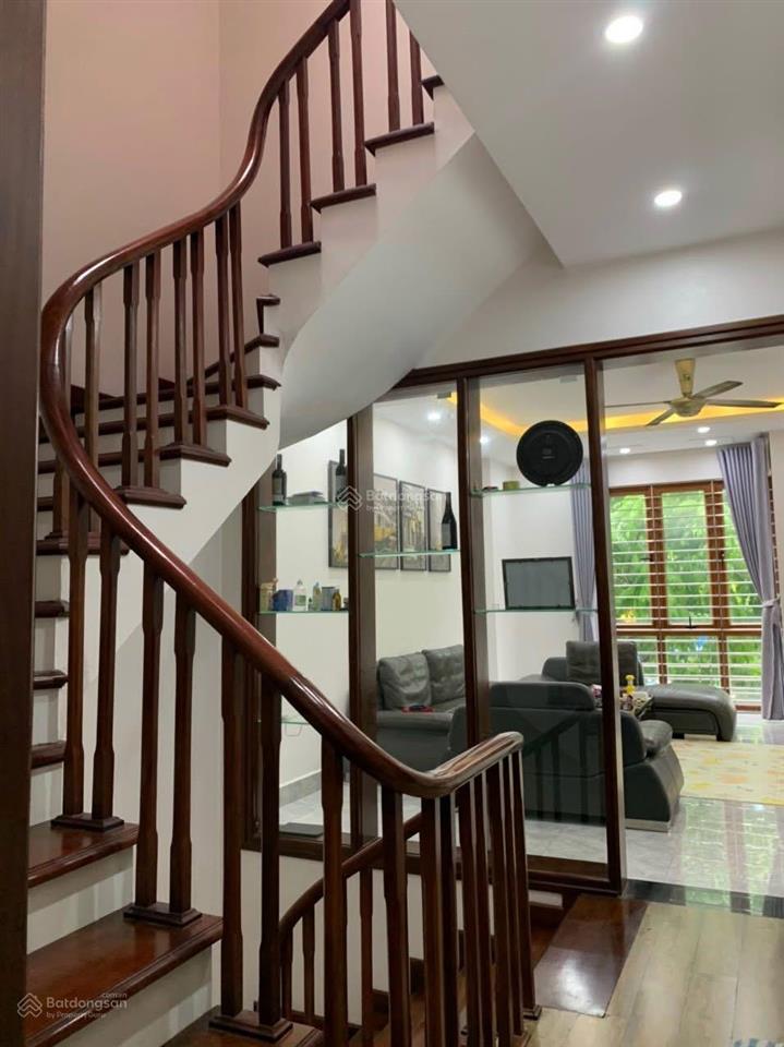 Bán nhà liền kề văn khê trục kinh doanh đường thông 82.5m