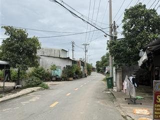 Bán nhà 100m2 giá 3,7 tỷ ngay mặt tiền long bình, quận 9