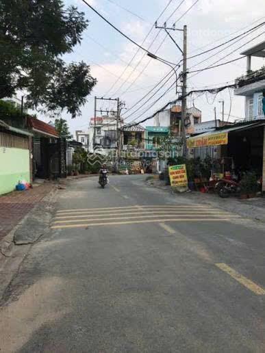 Bán nhà 70 m2 mặt tiền đường 102