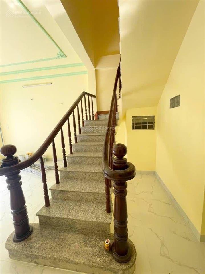 Bán nhà hơn 6 tỷ ngay chợ tăng nhơn phú a