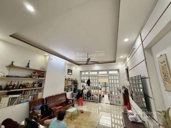 Bán nhà mặt tiền kinh doanh man thiện