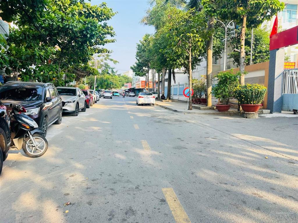 Bán đất mặt tiền chỉ 6 tỷ ngay bệnh viện ung bướu cơ sở 2