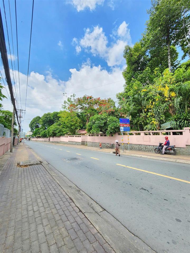 Giảm mạnh bán nhà mặt tiền đường đình phong phú phường tăng nhơn phú b giá chỉ 16,5 tỷ