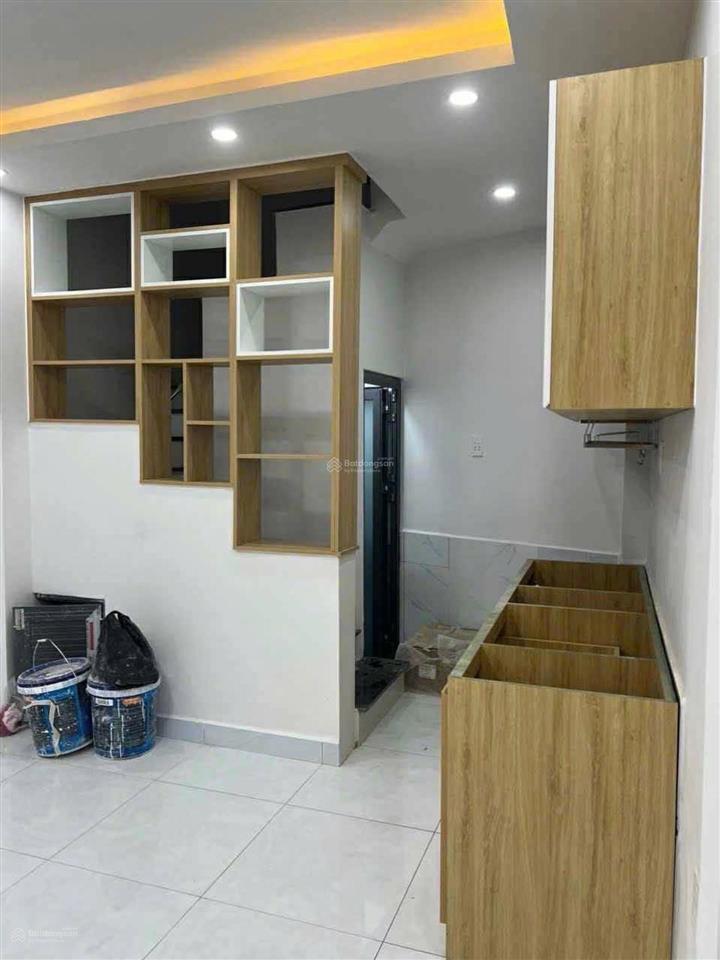 Nhà man thiện giá chỉ 2,59 tỷ trung tâm tăng nhơn phú a
