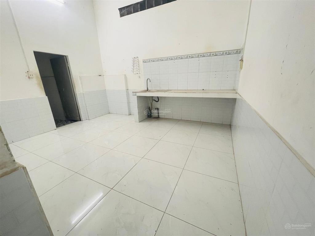 Nhỉnh 5 tỷ bán nhà mặt tiền kinh doanh hiệp phú  quận 9 vị trí mặt tiền sầm uất, p. hiệp phú