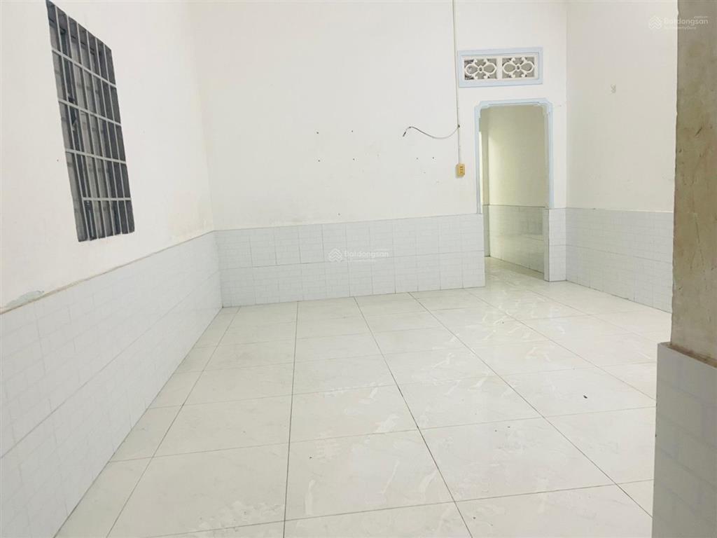 Nhỉnh 5 tỷ bán nhà mặt tiền kinh doanh hiệp phú  quận 9 vị trí mặt tiền sầm uất, p. hiệp phú