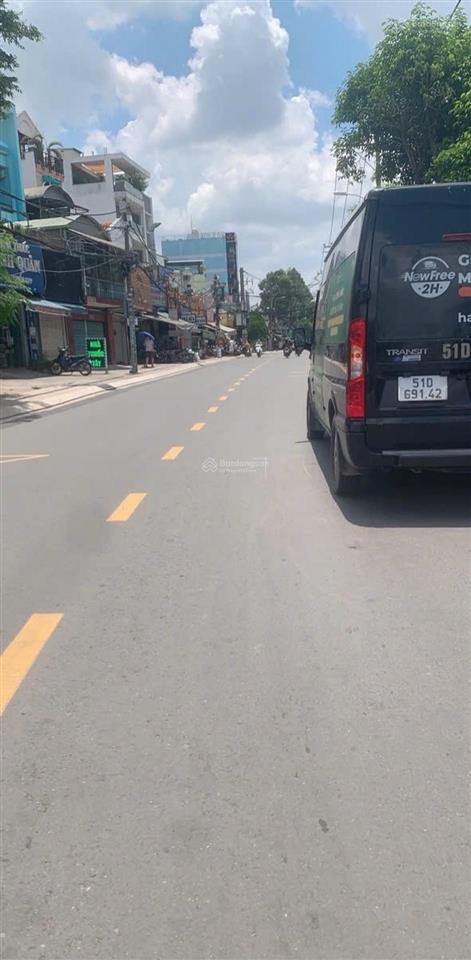 Bán nhà mặt tiền man thiện q9  đang kinh doanh  chỉ 6 tỷ kết cấu nhà cấp 4 có gác, sạch