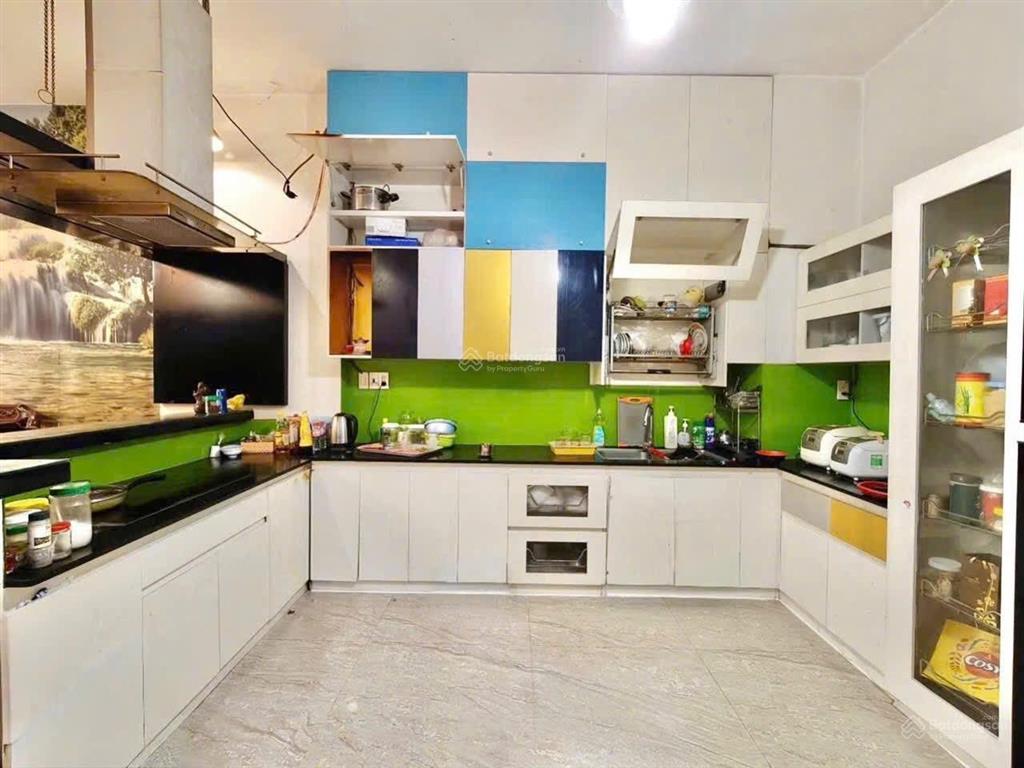 Hàng giảm chỉ còn 5,5 tỷ 80m2 hiệp phú ô tô tận nhà chỉ 5,5 tỷ