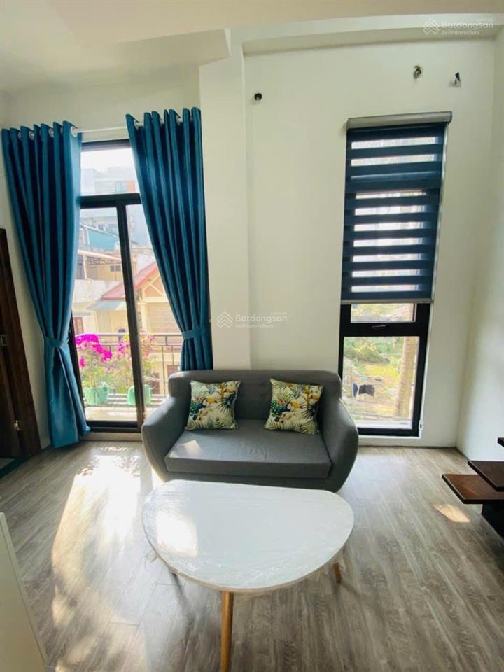 Nhà 6 tầng ô tô, thang máy. gần trường học bệnh viện. gần cầu chương dương long biên. giá 14.4 tỷ