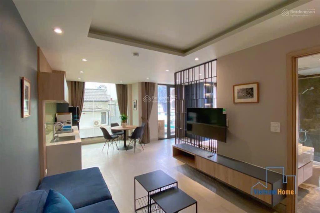 6 tầng 56m2 thang máy, ô tô vào. view công viên bệnh viện. phố bồ đề gần cầu chương dương. 14.6 tỷ