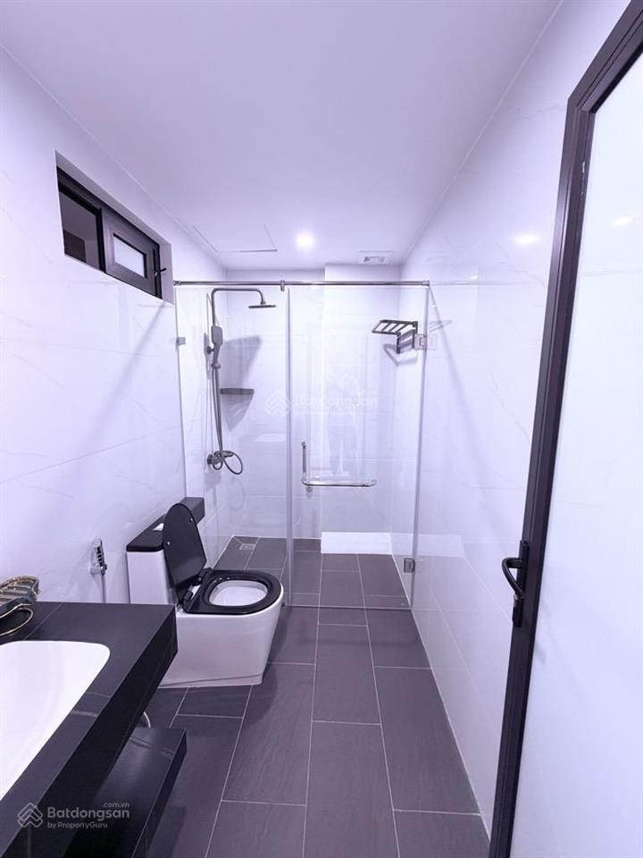 6 tầng 56m2 thang máy, ô tô vào. view công viên bệnh viện. phố bồ đề gần cầu chương dương. 14.6 tỷ