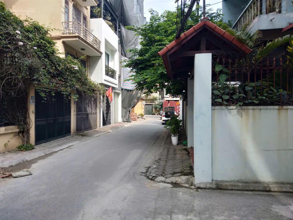 Nhà 7 tầng lô góc, ô tô vào, gần trường học, gần cầu chương dương, long biên. dt 52m2 x giá 13.8 tỷ