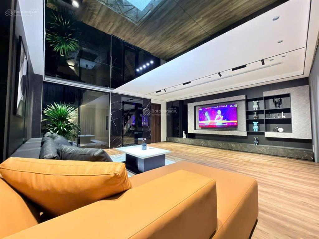 Nhà 7 tầng 51m2 ô tô kinh doanh cạnh bệnh viện trường học phố hồng tiến chương dương long biên