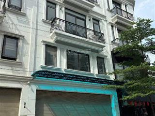 Nhà 5 tầng long biên 60m² gara ô tô, phố đàm quang trung  cổ linh, cầu vĩnh tuy. giá 16,8 tỷ