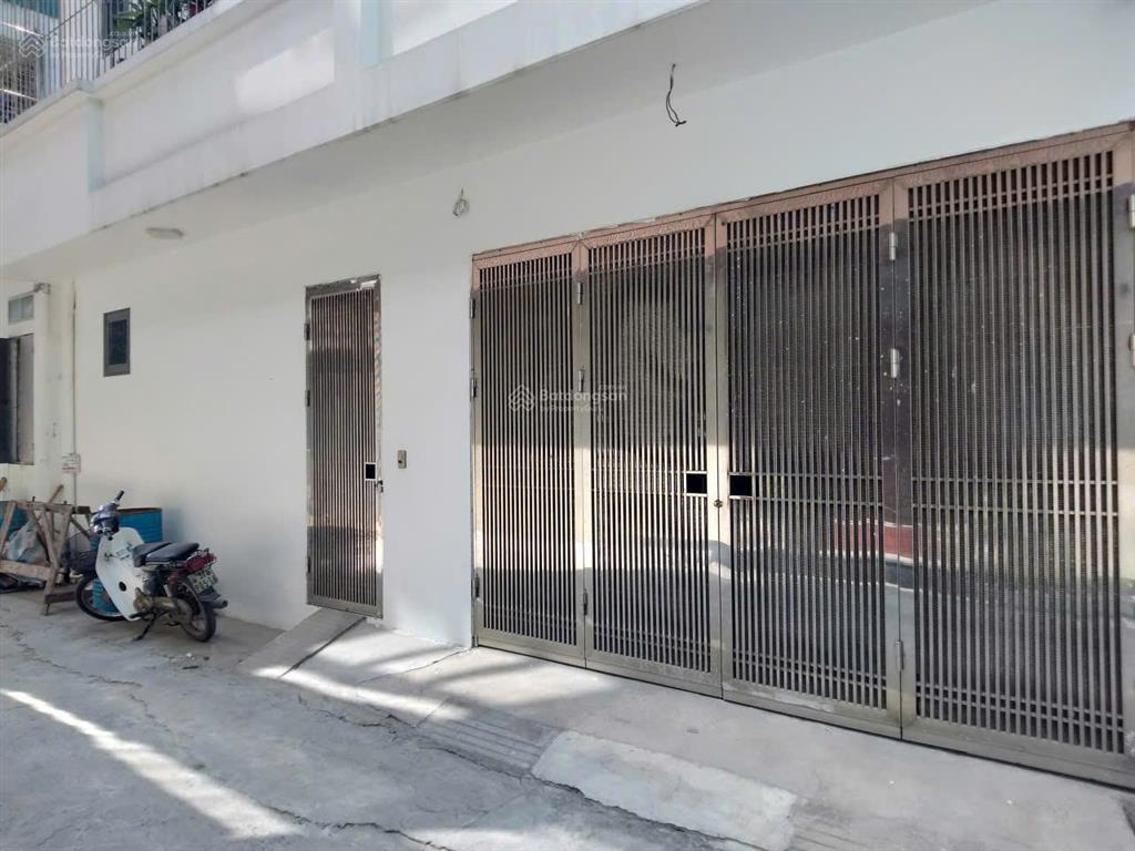 Nhà 4 tầng, 75m2, gần chợ gần trường học. ô tô vào. ngô gia tựnguyễn văn cừlong biên. giá 15 tỷ