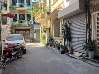 Nhà 6 tầng ô tôthang máygần cầu vĩnh tuyaeongần trường học, bệnh viện. dt 55m2/giá 15.5 tỷ