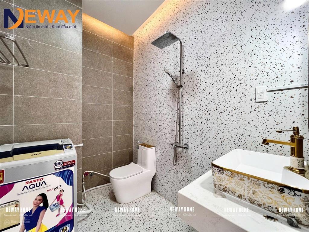 Chdv có bancol có nội thất được ưu đãi hỗ trợ tiền cọc , phòng thoáng mát dọn vô ở được ngay