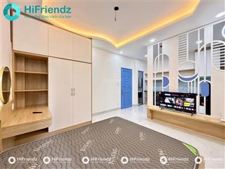 Chdv mới xây full nội thất ( như hình ) gần etown công hoà thuận tiện di chuyển qua các quận
