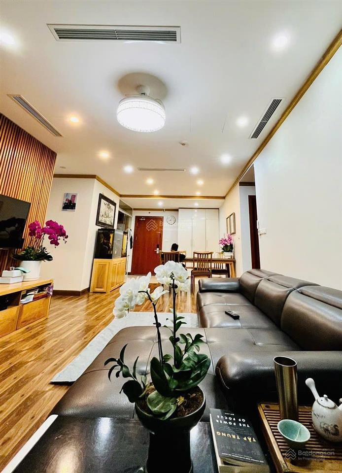 Hạ chào 200tr, bán gấp căn 2 ngủ nhỉnh 4 tỉ sổ sang tên ngay