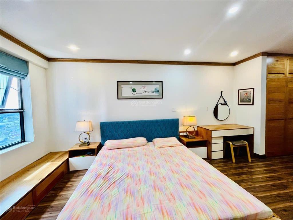 Hạ chào 200tr, bán gấp căn 2 ngủ nhỉnh 4 tỉ sổ sang tên ngay