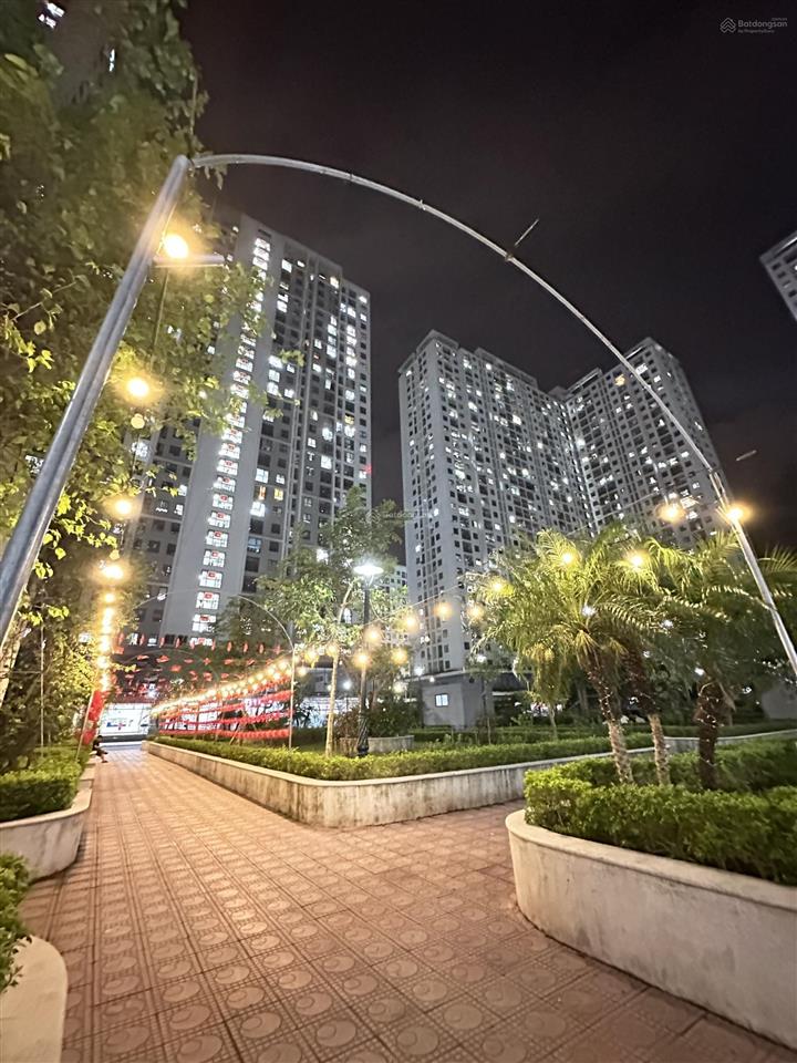 Chính chủ bán căn hộ 2 ngủ ecohome 3  3,x tỉ  sẵn sổ giao dịch