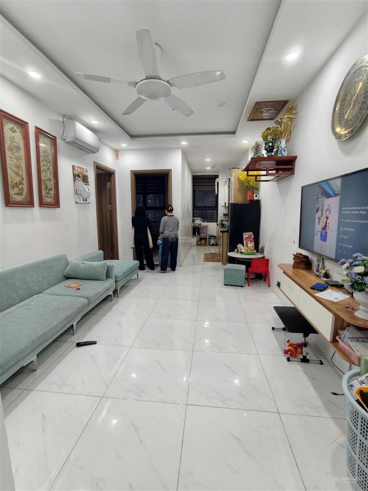 Chính chủ bán căn hộ 2 ngủ ecohome 3  3,x tỉ  sẵn sổ giao dịch