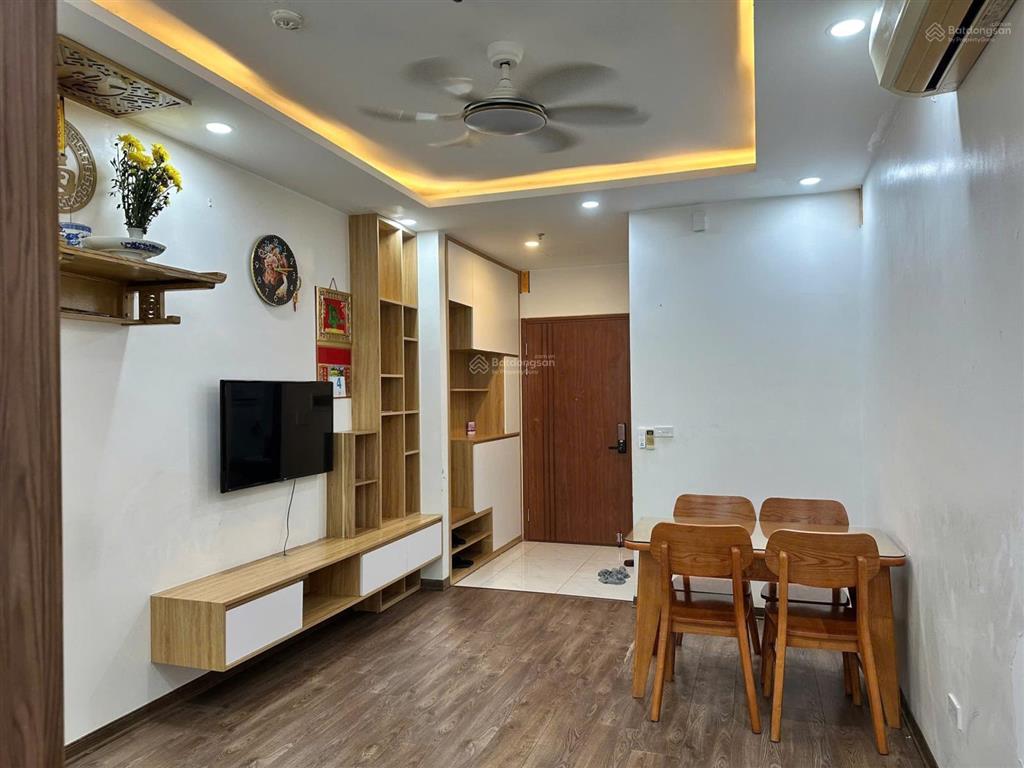 Chính chủ bán căn 2 ngủ hoa hậu, hơn 4 tỉ sang tên ngay, nội thất xịn