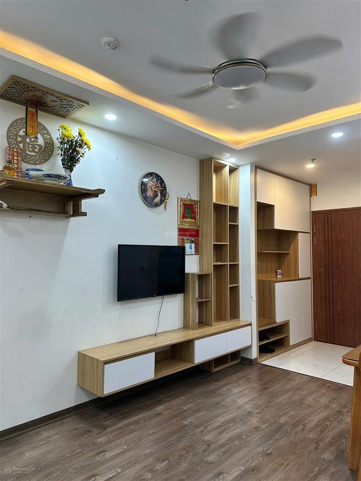 Chính chủ bán căn 2 ngủ hoa hậu, hơn 4 tỉ sang tên ngay, nội thất xịn
