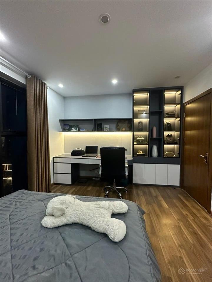 Hàng xóm em cần tìm khách thuê căn 3 ngủ full đồ 12tr/tháng