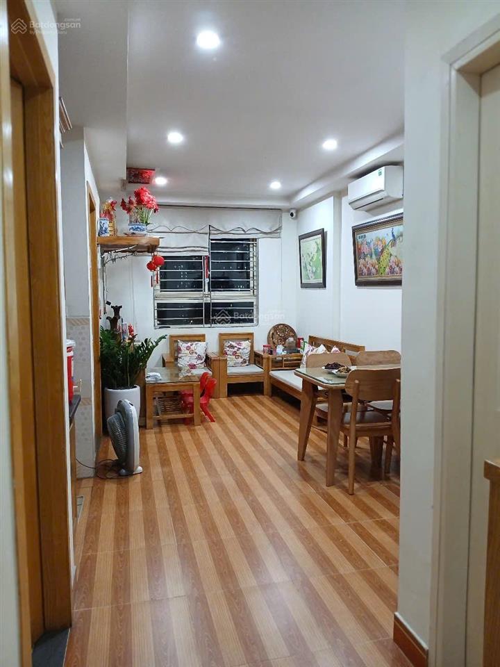 Tăng quân số nên chủ nhà bán gấp để đổi căn to hơn, hơn 3 tỉ sổ sang tên ngay