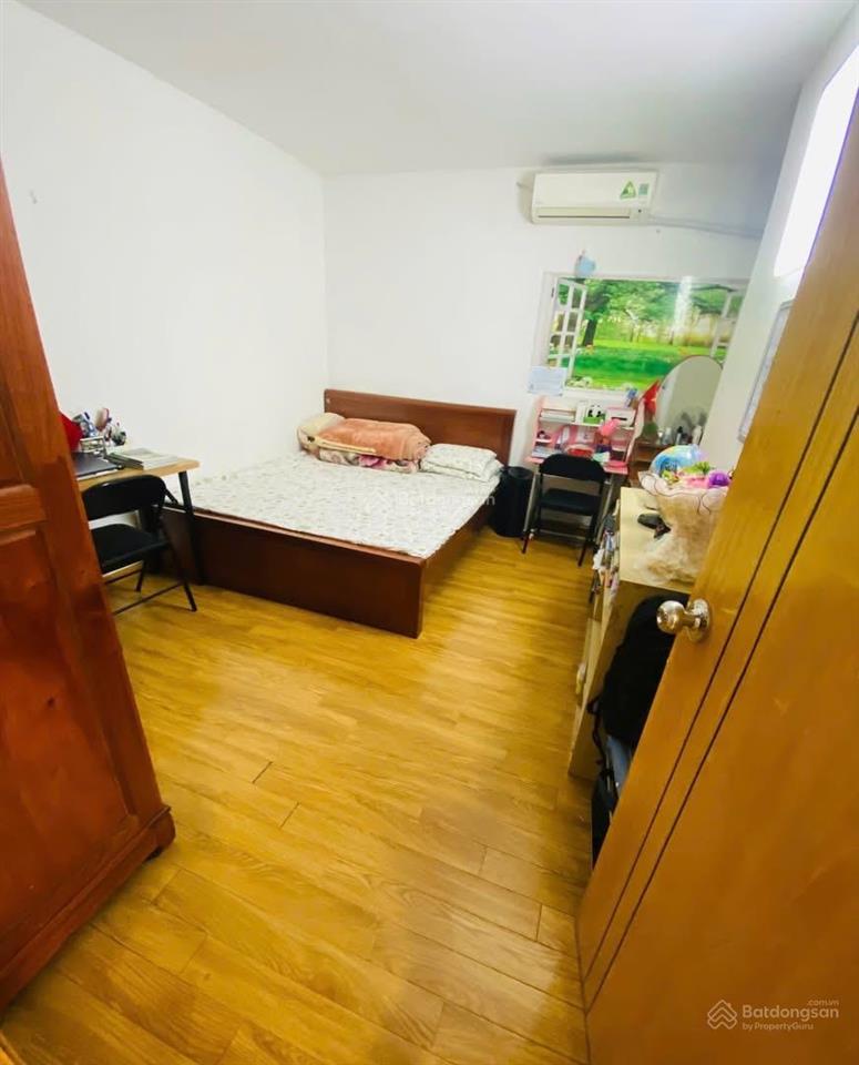 Em gái mình cần bán gấp chuyển về quê, 2 ngủ giá 3,3 tỉ  nhà đẹp sổ sang tên ngay lâu dài