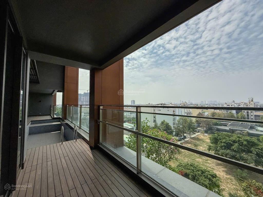 Cho thuê căn hộ define giá tốt nhất thị trường 3pn5wc 325m2 105 triệu/tháng