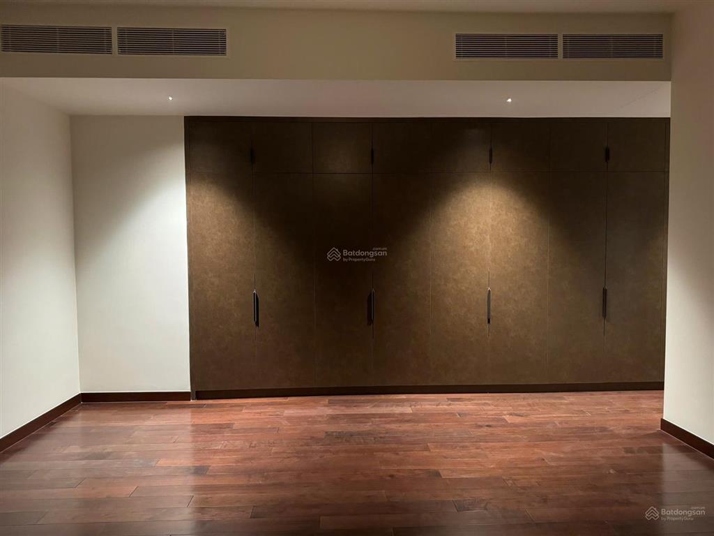 Cho thuê căn hộ define giá tốt 4pn6wc 325m2 hồ bơi riêng, thang máy riêng 145 triệu/tháng