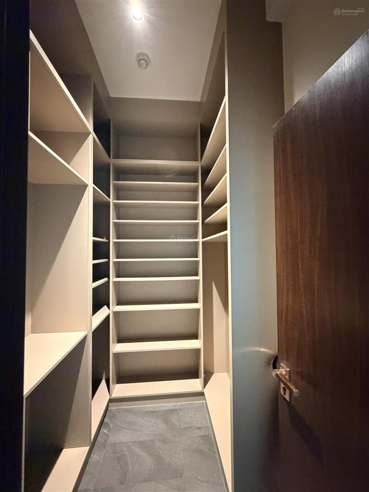 Cho thuê căn hộ define giá tốt 4pn6wc 325m2 hồ bơi riêng, thang máy riêng 145 triệu/tháng