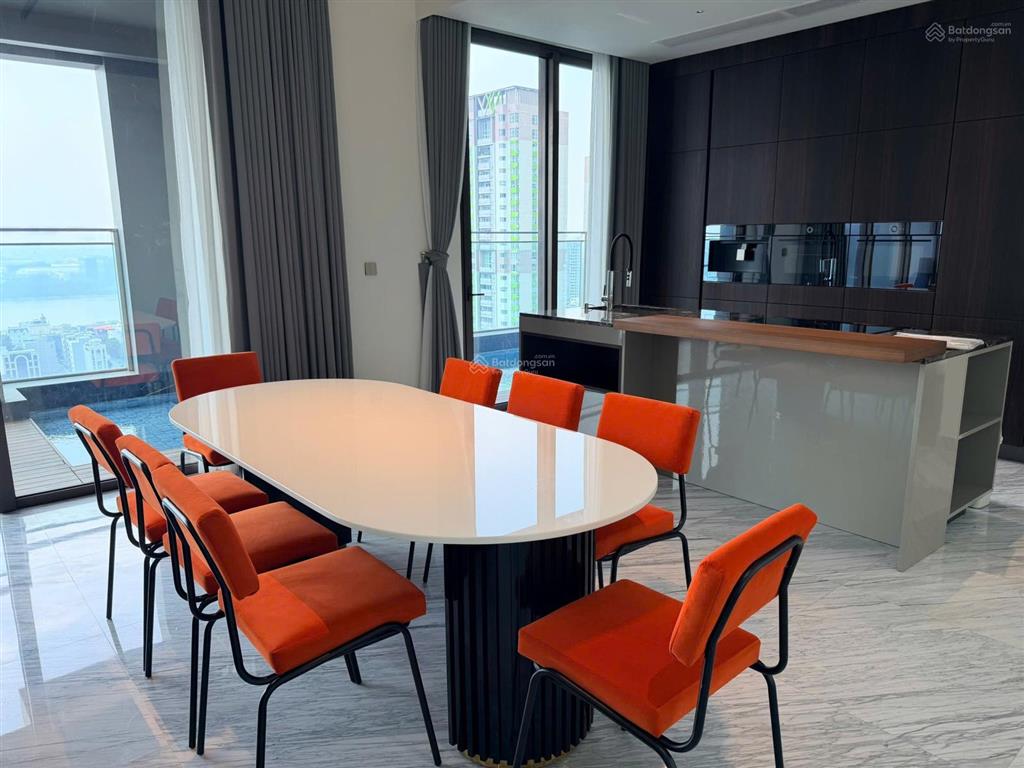 Cho thuê căn hộ define giá tốt 4pn6wc 325m2 hồ bơi riêng, thang máy riêng 145 triệu/tháng