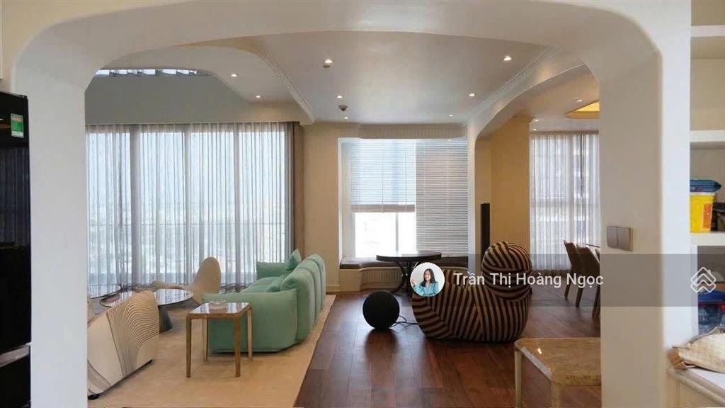 Cho thuê penthouse q2 thảo điền 4pn5wc + sân vườn 260 triệu