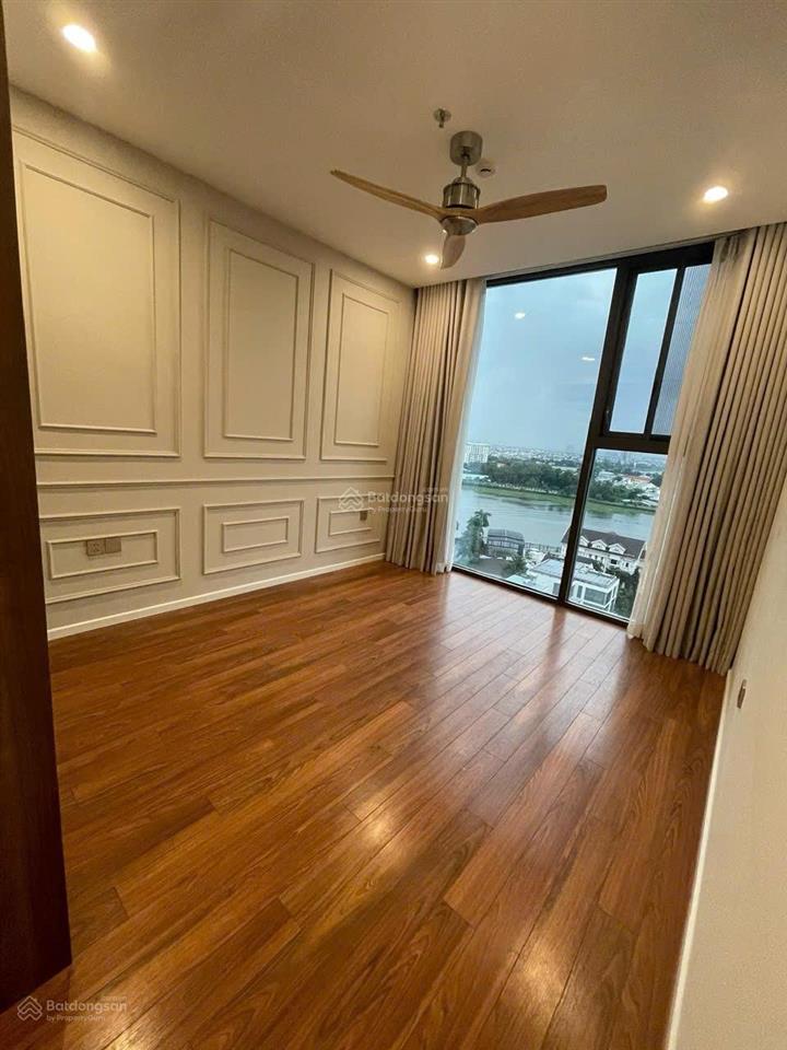 Cho thuê căn hộ thảo điền green giá tốt 2pn view sông 42 triệu